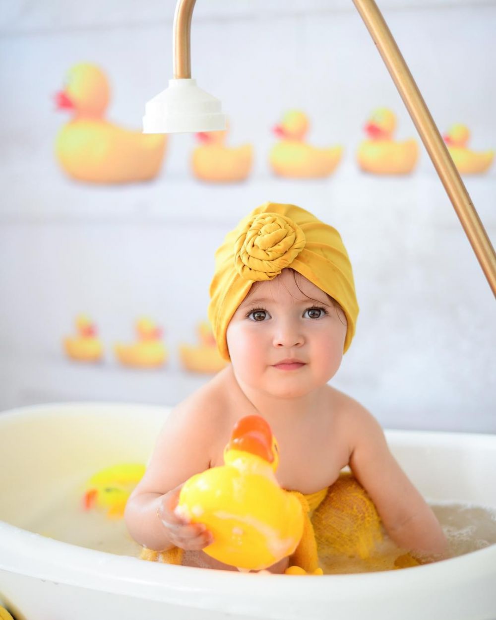 10 Pemotretan bayi  tema mandi  ekspresi main airnya bikin 