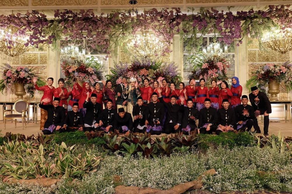 10 Potret pernikahan cicit Soeharto, mewah ala royal wedding