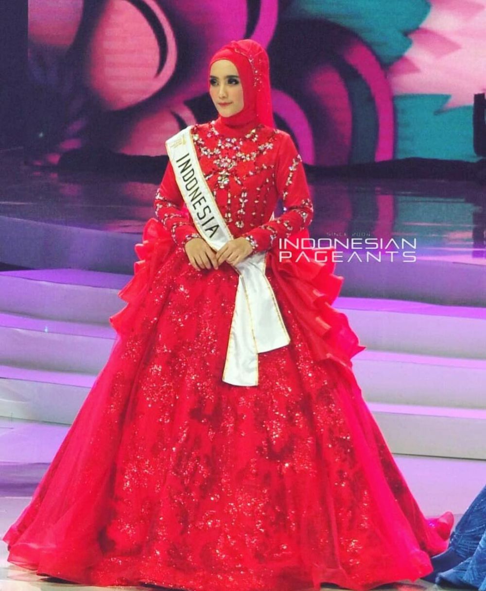 10 Potret cantik Hanifah, gadis Indonesia juara 2 Putri Muslimah Asia