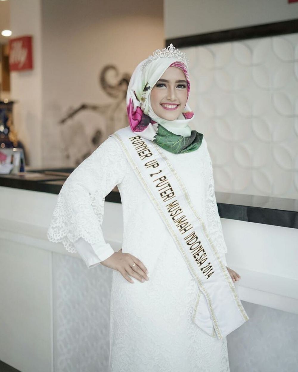 10 Potret cantik Hanifah, gadis Indonesia juara 2 Putri Muslimah Asia