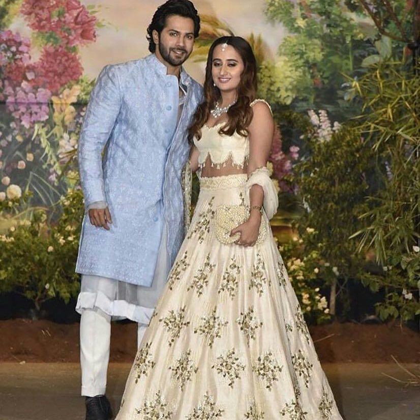 Gaya 12 seleb Bollywood menghadiri pernikahan Sonam Kapoor