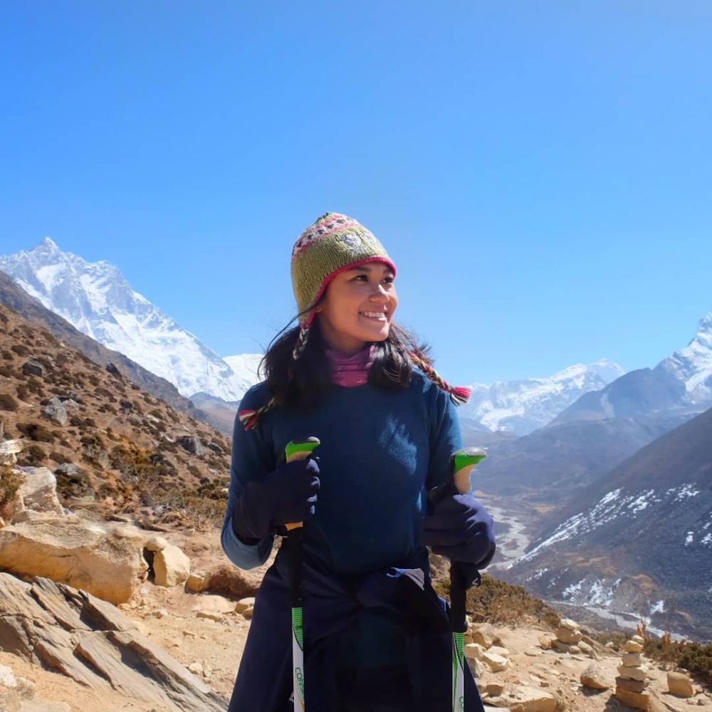 10 Gaya Patricia Ranieta host Jejak Petualang saat taklukkan Everest