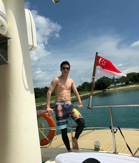8 Potret Kevin Sanjaya pamer perut sixpack, bikin kaum hawa deg-degan