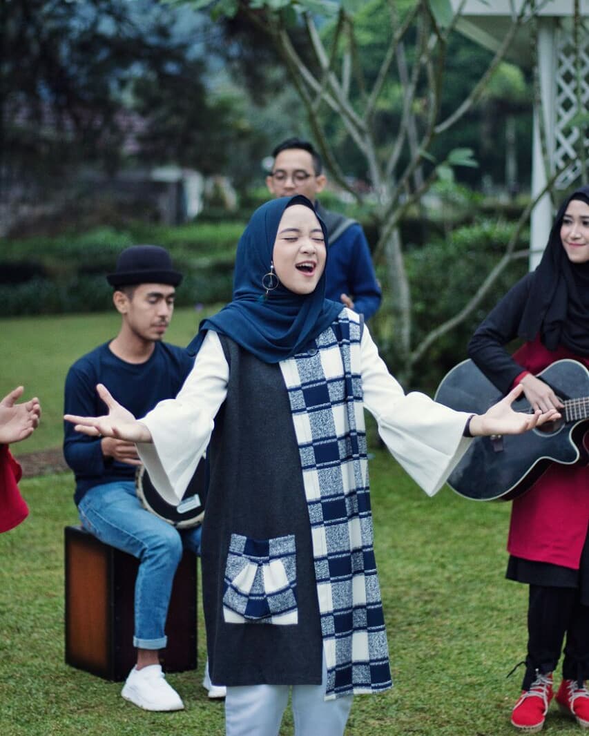 10 Pesona Nissa Sabyan, vokalis imut grup salawat yang lagi ngehits