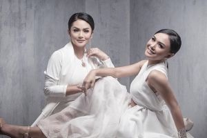 Bergaya era 80-an, penampilan Yuni Shara & Krisdayanti ini tuai pujian