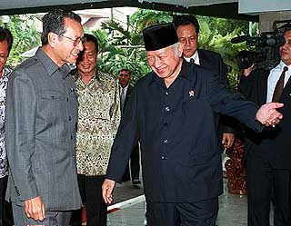 6 Kenangan keakraban Mahathir Mohamad dengan Soeharto, sahabat dekat