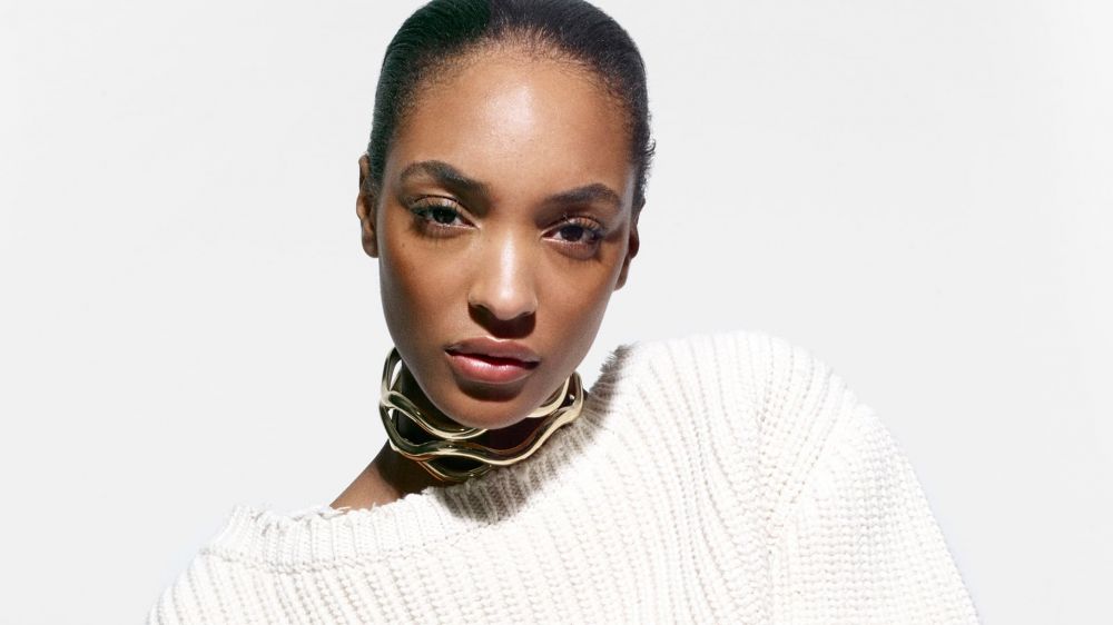 7 Seleb ini bisnis pakaian dalam, ada yang harganya capai Rp 26 miliar