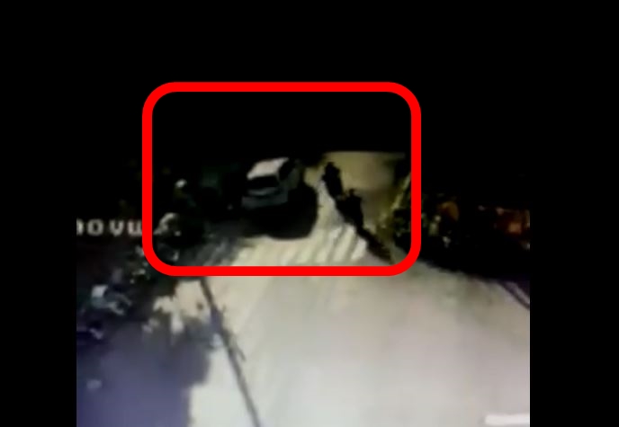 Ini rekaman CCTV detik-detik pelaku teror bom Surabaya meledakkan diri