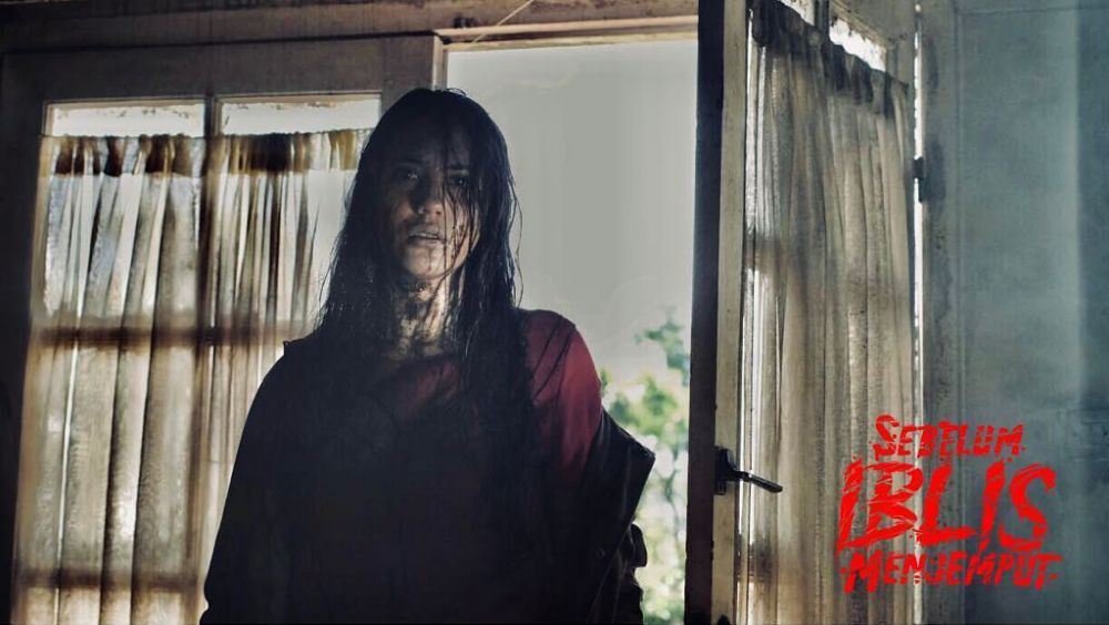 Akting film horor, wajah Pevita & Chelsea Islan berlumuran 'darah'