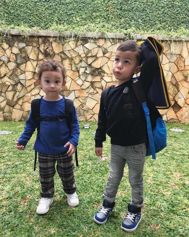 10 Potret ganteng dan lucunya anak-anak Sissy Priscillia, bikin gemes