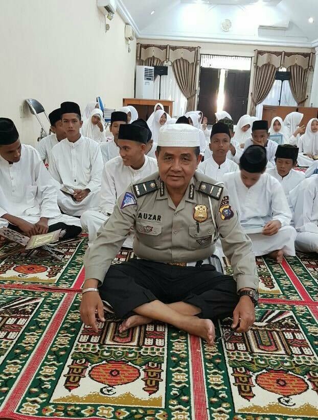 Ini sosok Ipda Auzar yang gugur ditabrak mobil teroris di Polda Riau