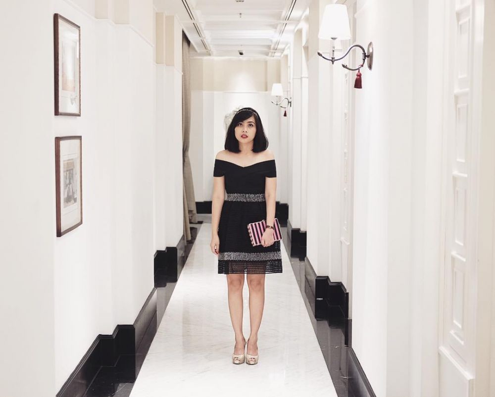 10 Potret Mia Sesaria, istri Rendy Pandugo yang cantik dan stylish