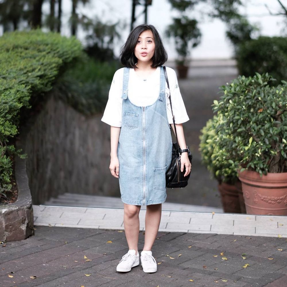 10 Potret Mia Sesaria, istri Rendy Pandugo yang cantik dan stylish