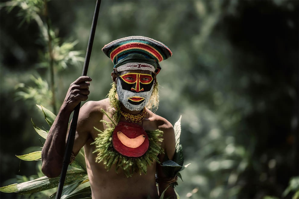 12 Potret langka ritual Sing-Sing di Papua Nugini, 100 suku berkumpul