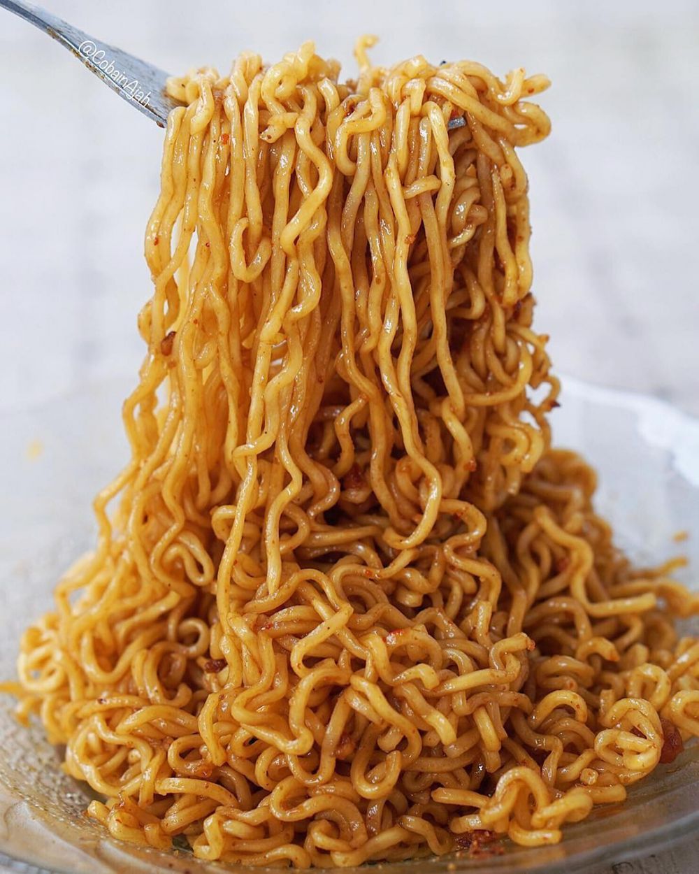 Bisa bikin lemes, 4 jenis makanan ini baiknya dihindari saat sahur