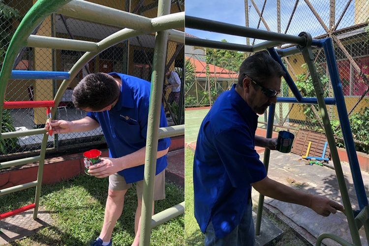 Nih orang asing saja peduli sama dunia pendidikan Indonesia