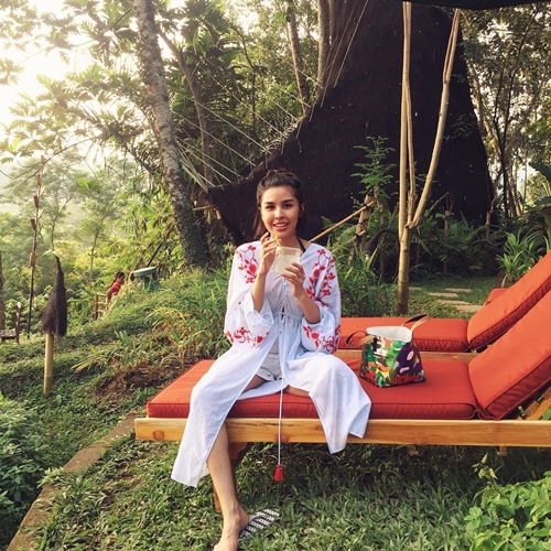 8 Potret kenangan Adara, mantu Hatta Rajasa yang baru saja meninggal