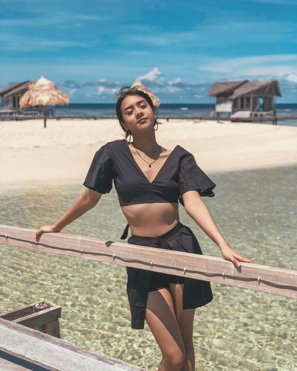 8 Momen liburan Anya Geraldine dan Bio One, makin mesra nih