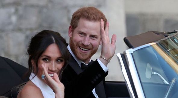 15 Potret prosesi pernikahan Pangeran Harry-Meghan, romantis abis