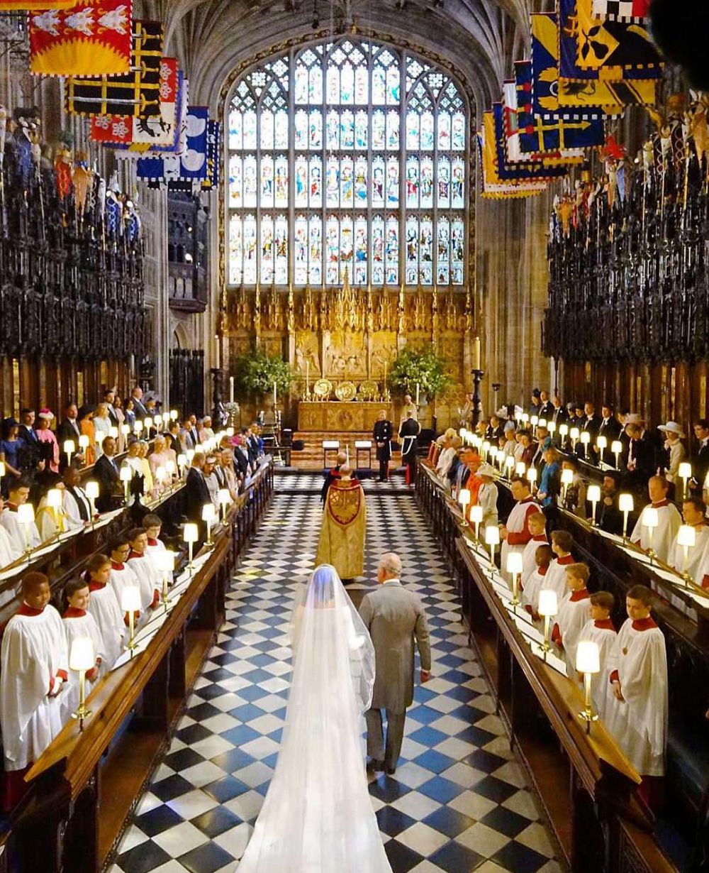 15 Potret prosesi pernikahan Pangeran Harry-Meghan, romantis abis
