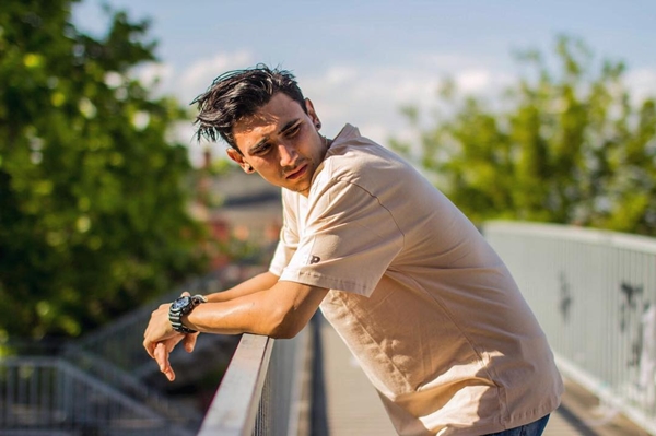 10 Gaya Vincent Verhaag, cowok yang live IG bareng Aurel Hermansyah