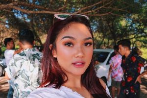 Pemotretan jadi atlet bulutangkis serba pink, Marion Jola tuai pujian