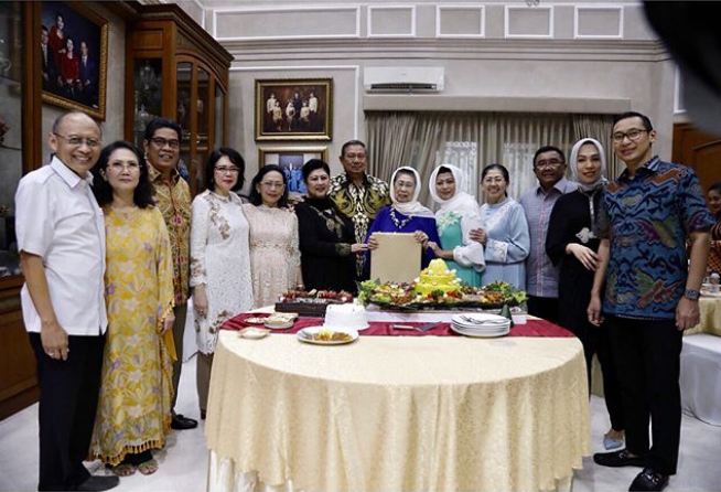 9 Momen meriah keluarga SBY jalani Ramadan, ada rayakan ultah mertua