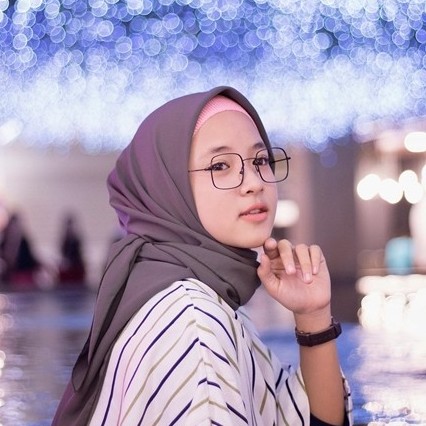 Nissa Sabyan ulang tahun ke-19,  ini kejutan fans yang bikin nangis