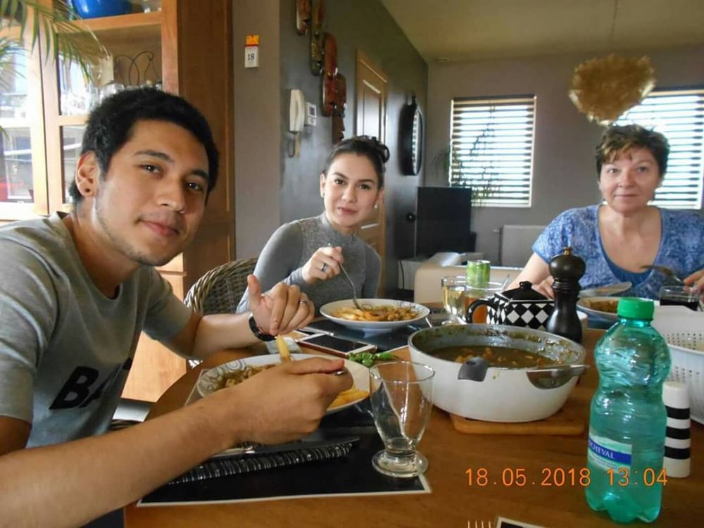 Makin mesra, ini 10 potret liburan Irish Bella & Giorgino di Eropa