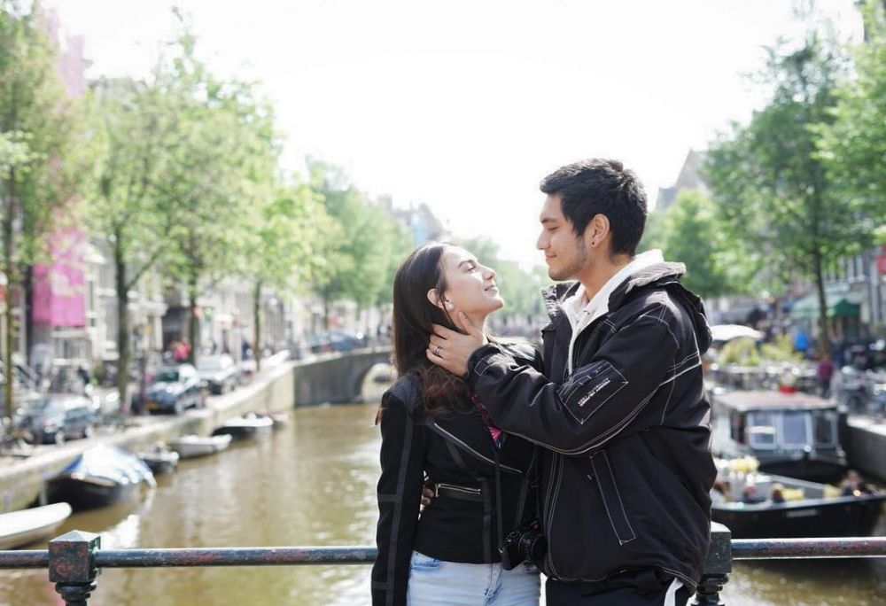 Makin mesra, ini 10 potret liburan Irish Bella & Giorgino di Eropa