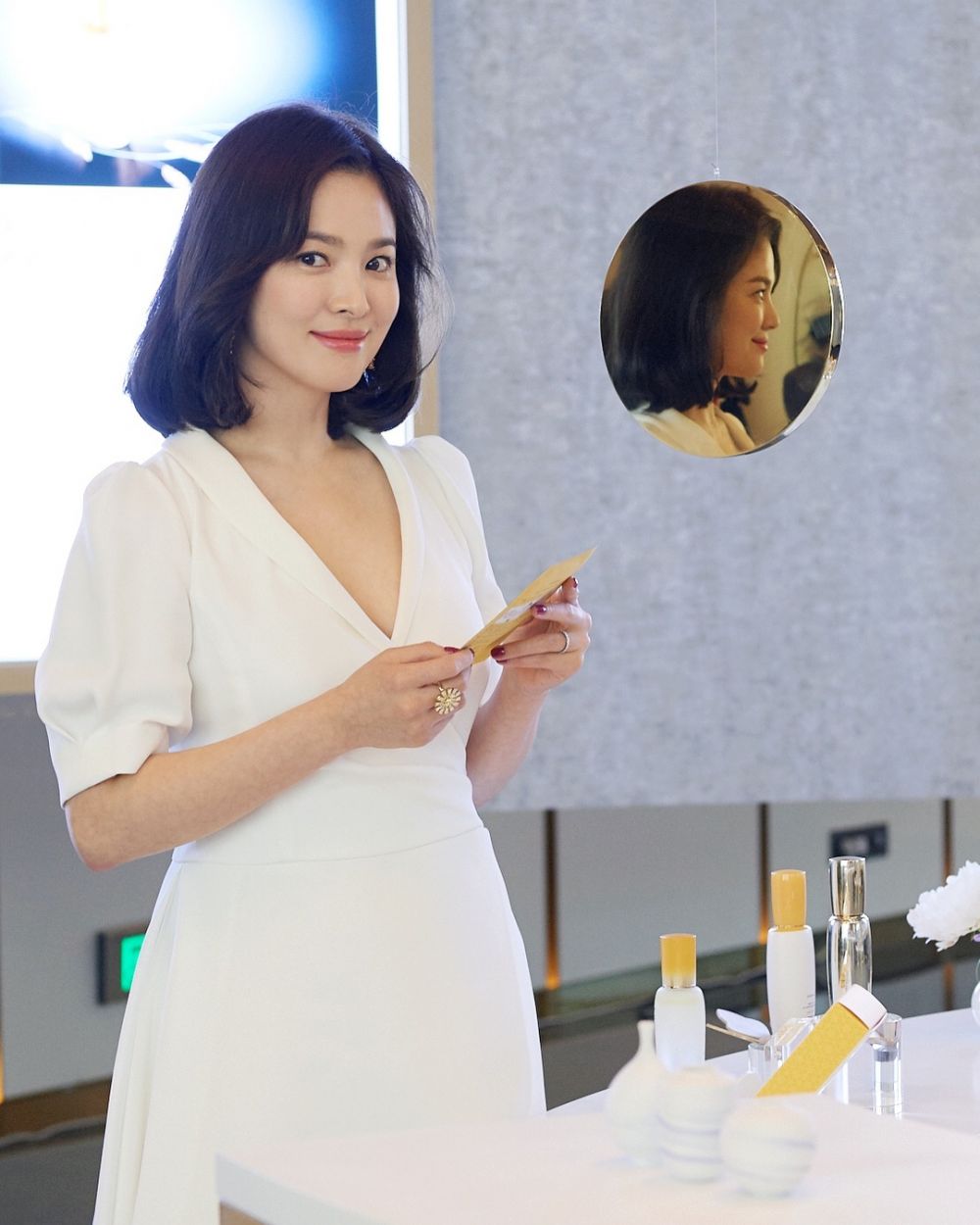 Dikabarkan Hamil Ini 6 Potret Terkini Song Hye Kyo Yang Lebih Be