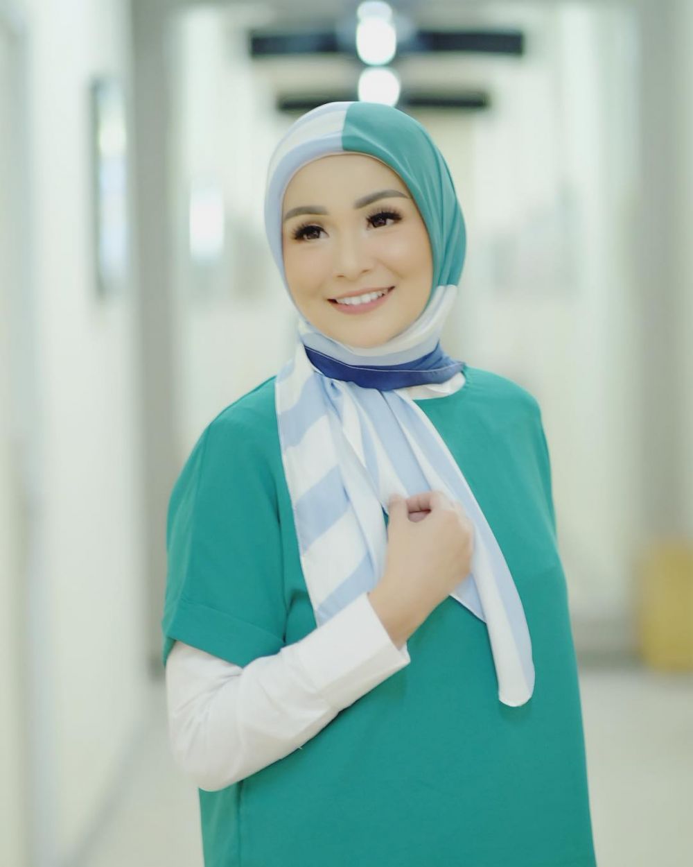 8 Penampilan terbaru Soraya Larasati dalam balutan hijab, makin anggun