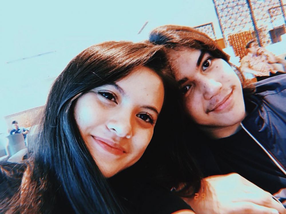 Punya pacar muslim, 5 seleb ini temani puasa di bulan Ramadan