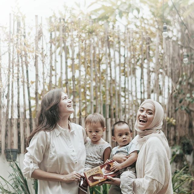 7 Potret lucunya Sekala dan Bjorka saat playdate, sahabat sejak kecil