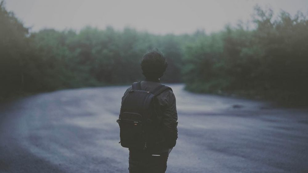 Lama tak terlihat, potret Aliando ini bikin para fans baper