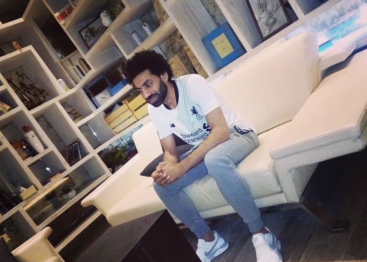 Mo Salah ternyata punya kembaran, ini 12 potretnya yang mirip banget