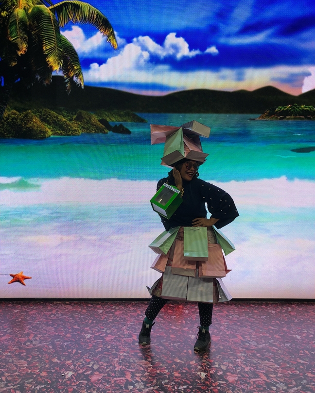 10 Potret Okky Lukman kenakan kostum unik, kreatif & penuh totalitas