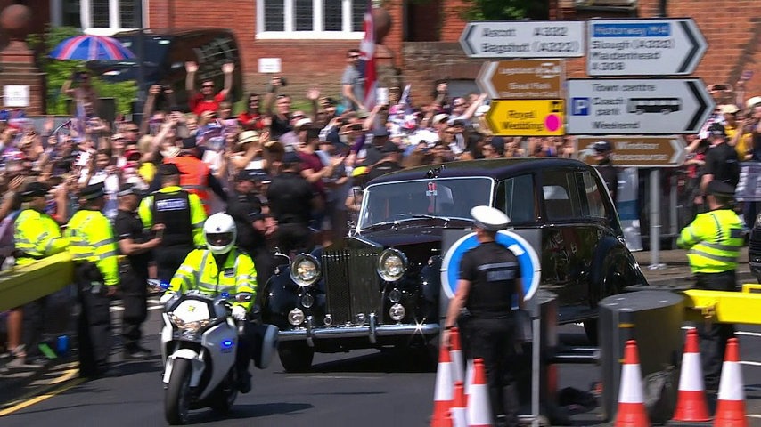 Fakta 5 kendaraan di pernikahan Harry-Meghan ini bikin kamu tercengang