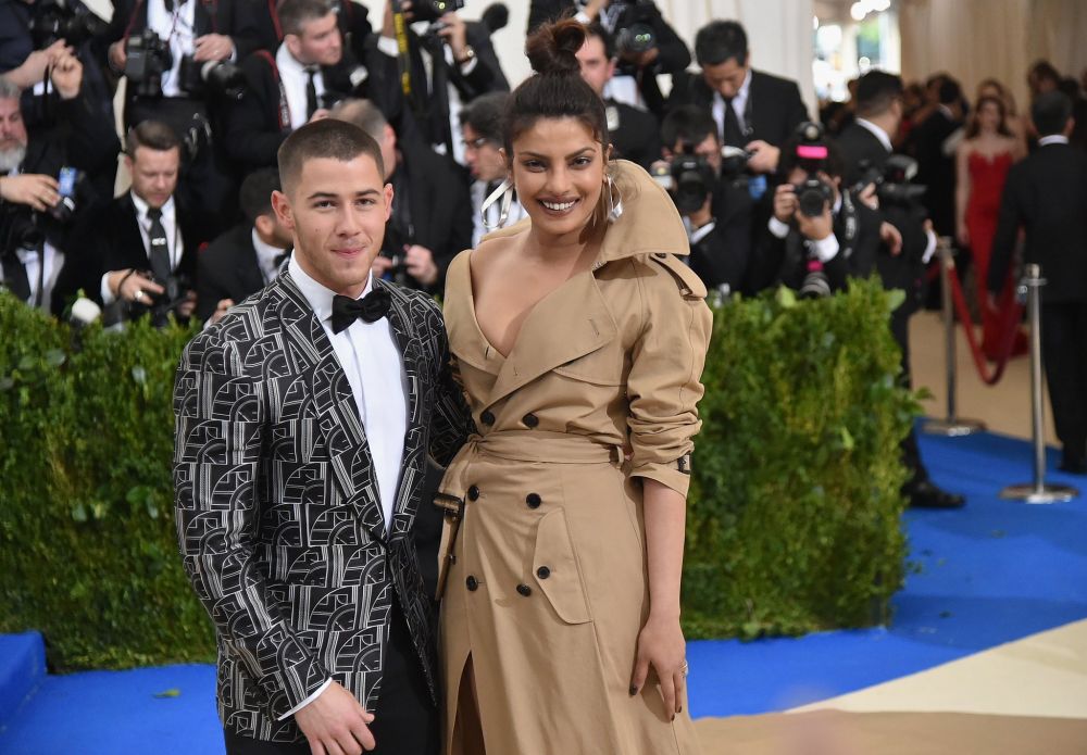 Nick Jonas dan Priyanka Copra pacaran, ini 6 potret kemesraannya