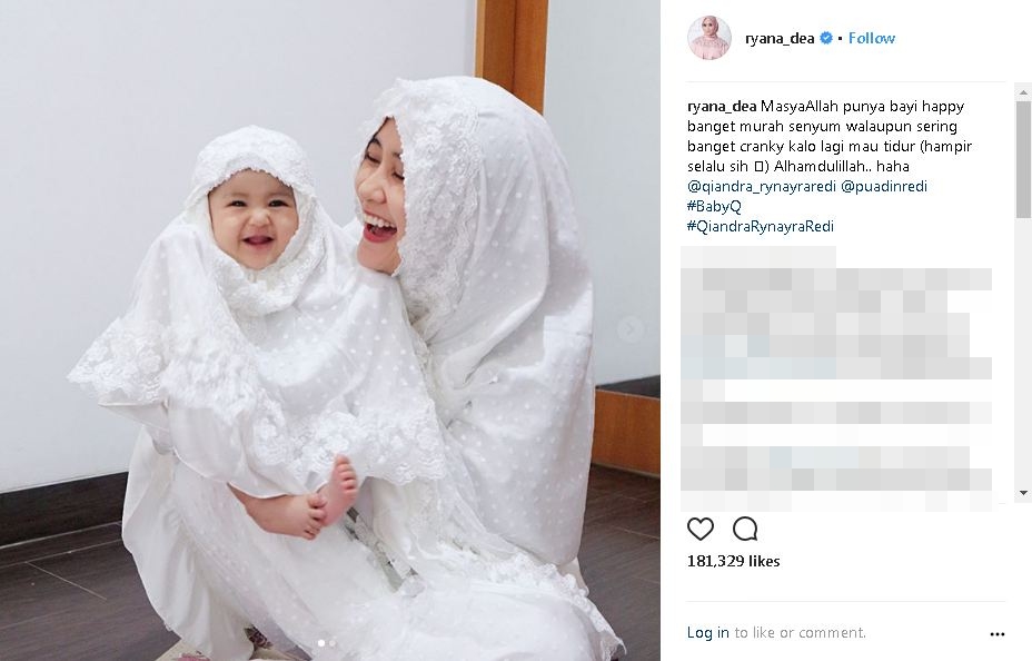 Tampil religius pakai mukena, 6 seleb ini ternyata lagi endorse