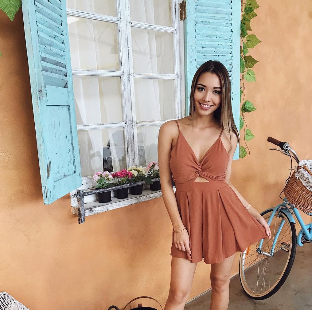 10 Pesona Annisa Rawles, kakak Amanda Rawles yang manis dan eksotis