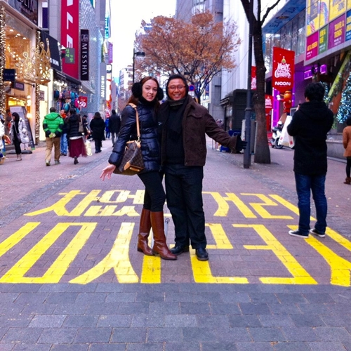 Dinikahi Pangeran Solo, ini 10 keharmonisan Reisa 'Dr Oz' & keluarga