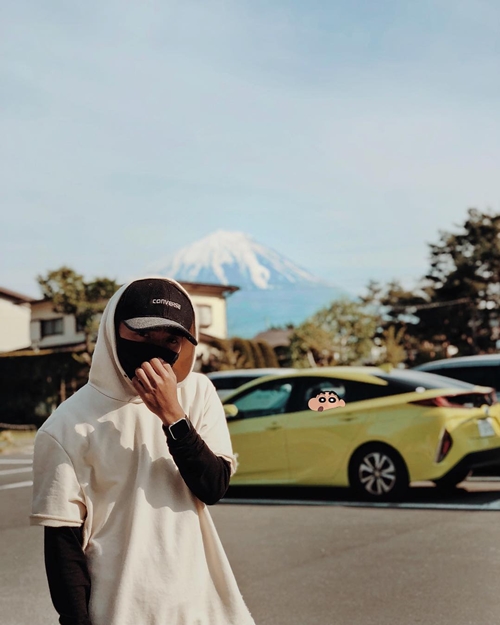 10 Gaya keren Taqy Malik saat di luar negeri, pesonanya bikin meleleh