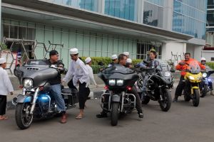 Begini keseruan para anak yatim ngabuburit sambil naik moge   