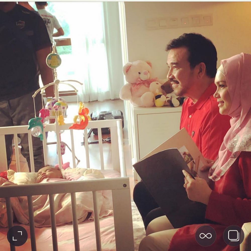Momen Siti Nurhaliza ajak bayinya syuting perdana, saling kooperatif
