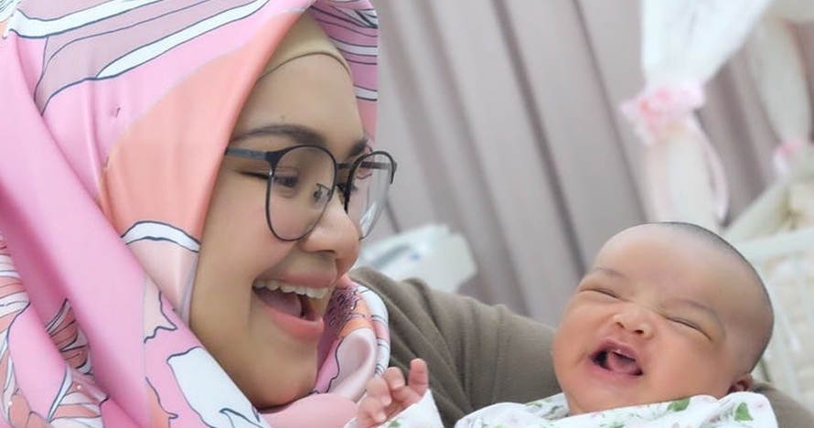 Momen Siti Nurhaliza ajak bayinya syuting perdana, saling kooperatif