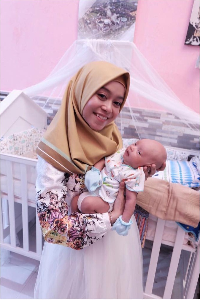 8 Potret Lesty Kejora dengan balutan hijab, makin cantik dan memesona