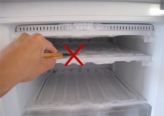 Jangan simpan 4 benda ini di dalam freezer, bisa bikin meledak