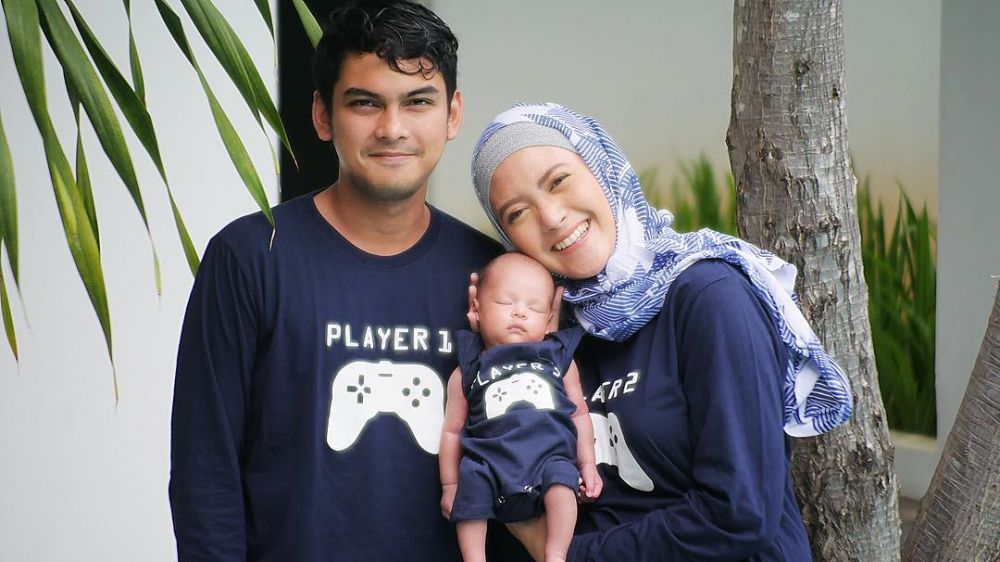 Dikaruniai anak pertama, perayaan Lebaran 11 seleb ini makin meriah