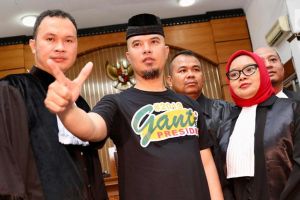 4 Seleb ini terlibat dalam video klip lagu #2019GantiPresiden 
